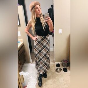 NYCC plaid skirt Medium